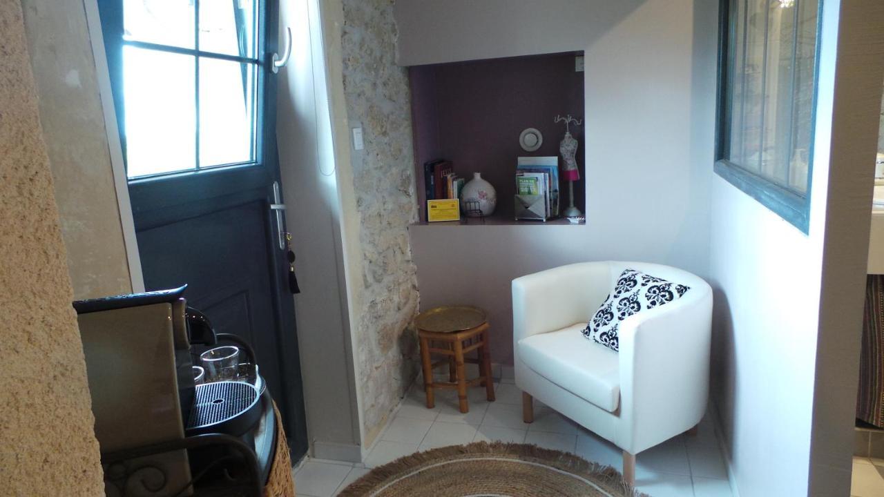 Chambre D'Hotes Le Paon Blanc Monprimblanc Bagian luar foto